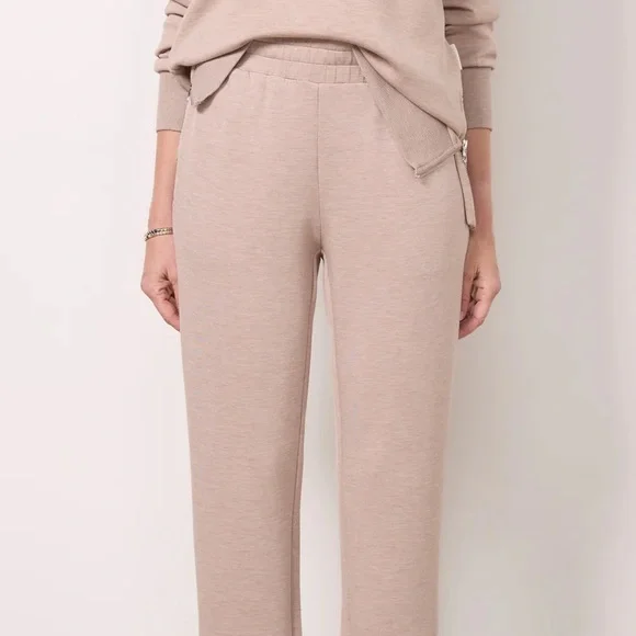 Varley slim cuff pant, size large! - Picture 4 of 8